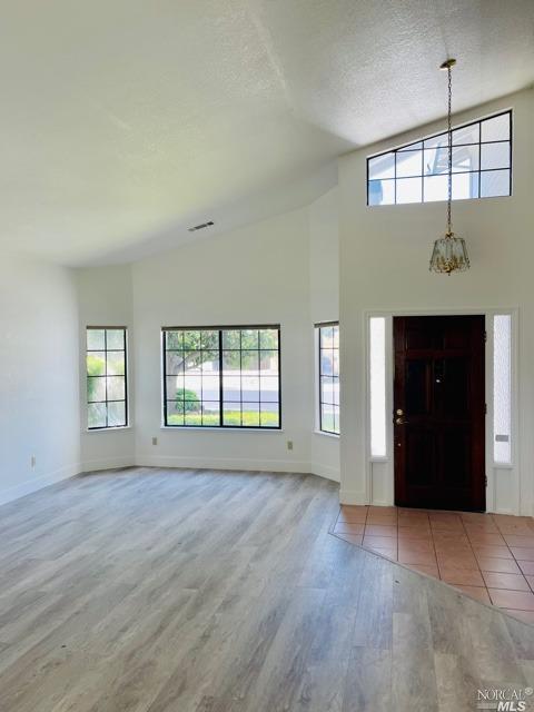 531 Shady Glen Avenue Vacaville CA 95688