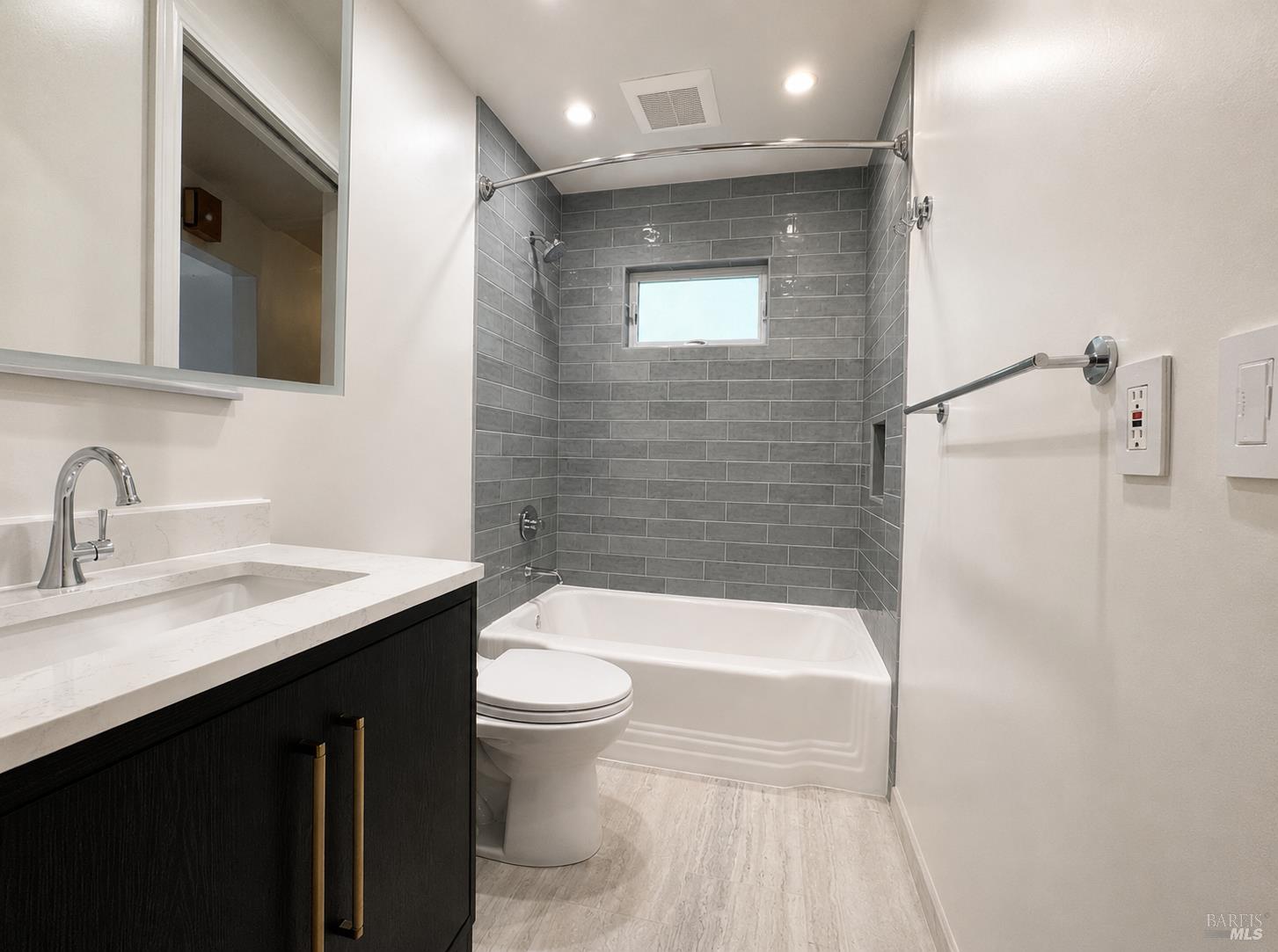 200 The Alameda San Anselmo CA 94960
