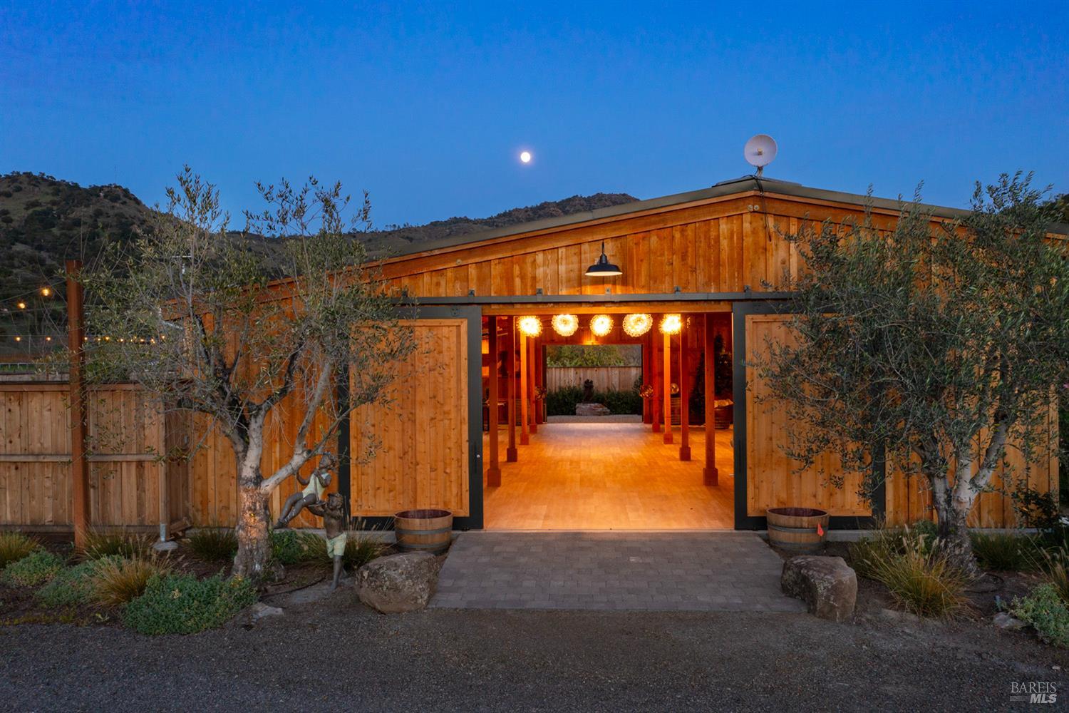 6161 Silverado Trail Napa CA 94558
