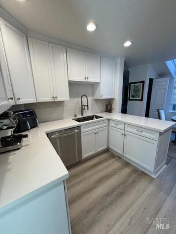 135 Nantucket Cove San Rafael CA 94901