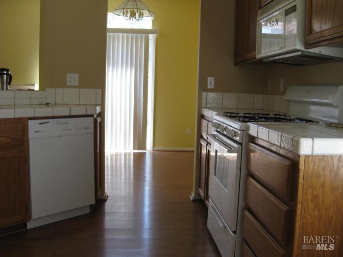 1616 Paseo Flores Drive Suisun City CA 94585