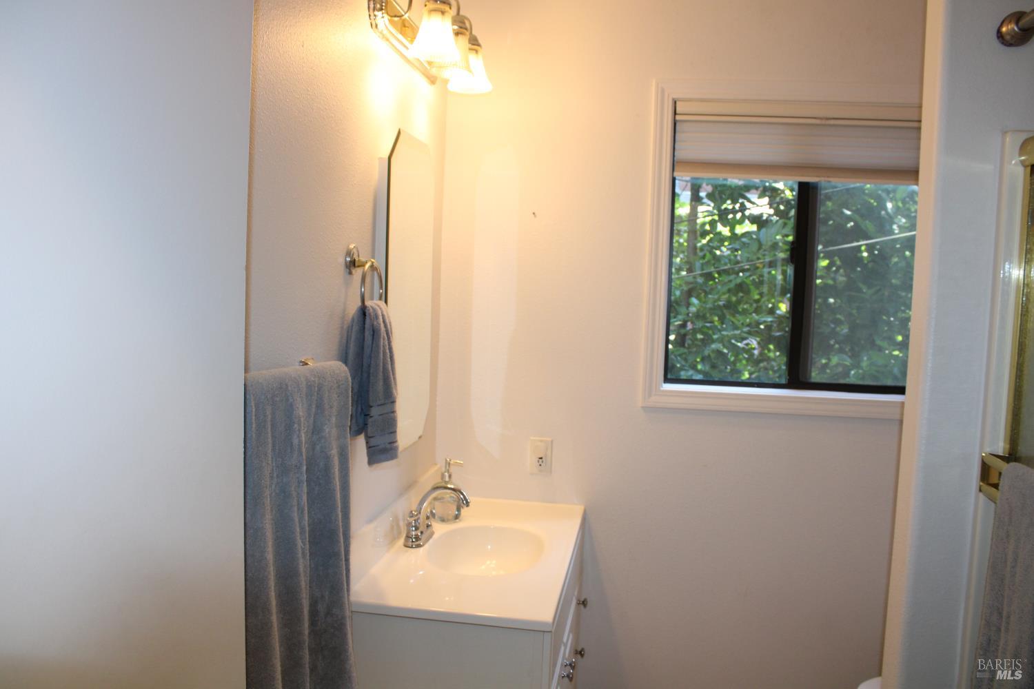 4069 Alta Vista Avenue Santa Rosa CA 95404