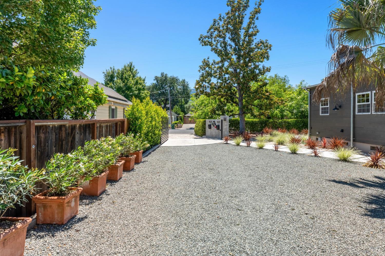 1428-1420 Allyn Avenue St. Helena CA 94574