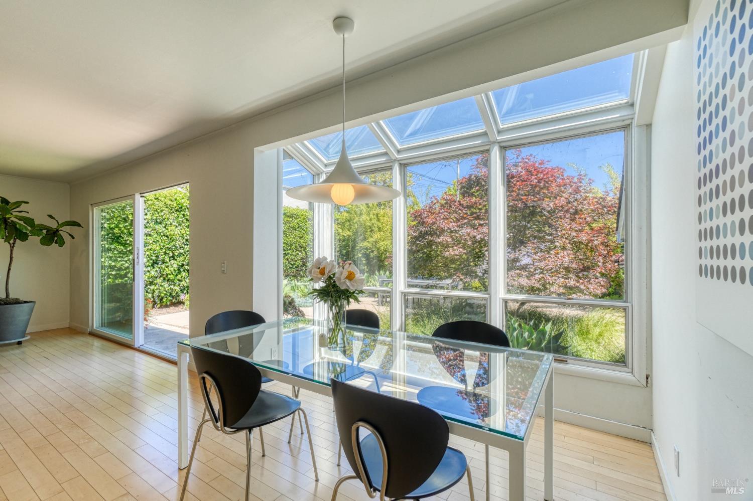 1704 San Anselmo Avenue San Anselmo CA 94960
