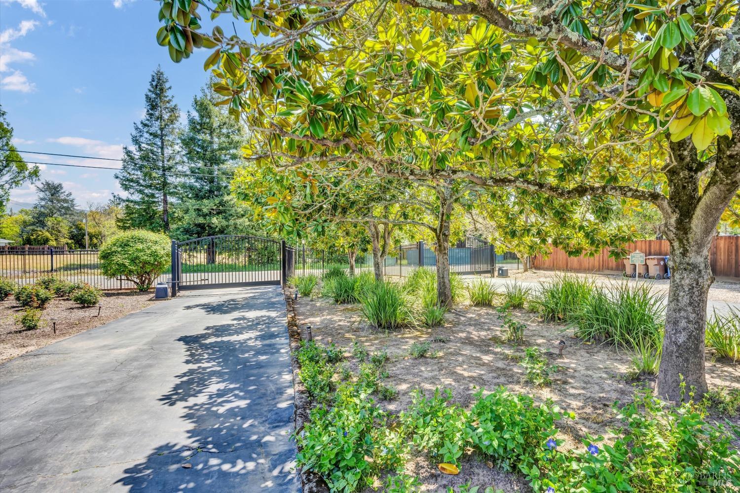 1790 Mckinley Road Napa CA 94558