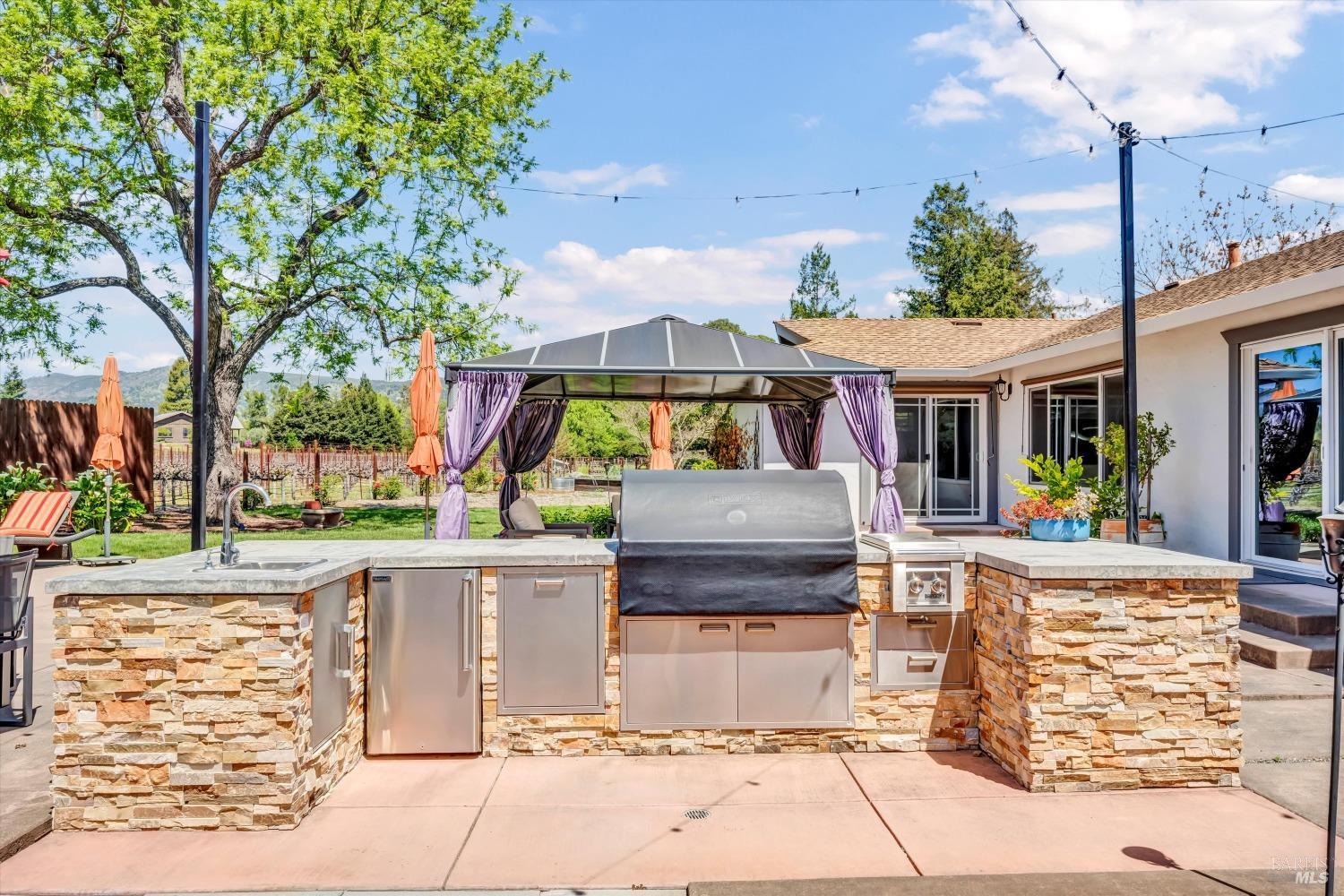 1790 Mckinley Road Napa CA 94558