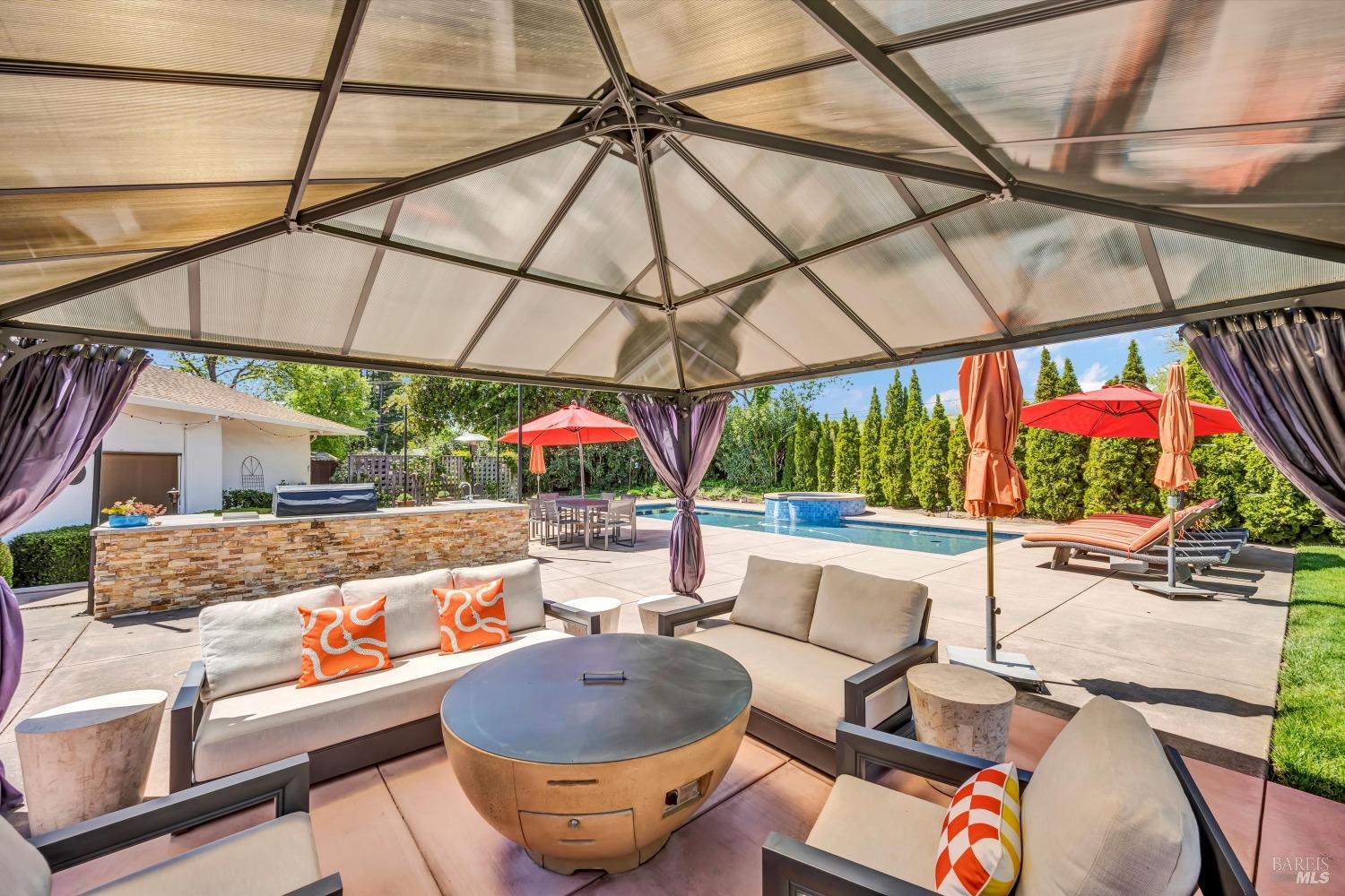 1790 Mckinley Road Napa CA 94558