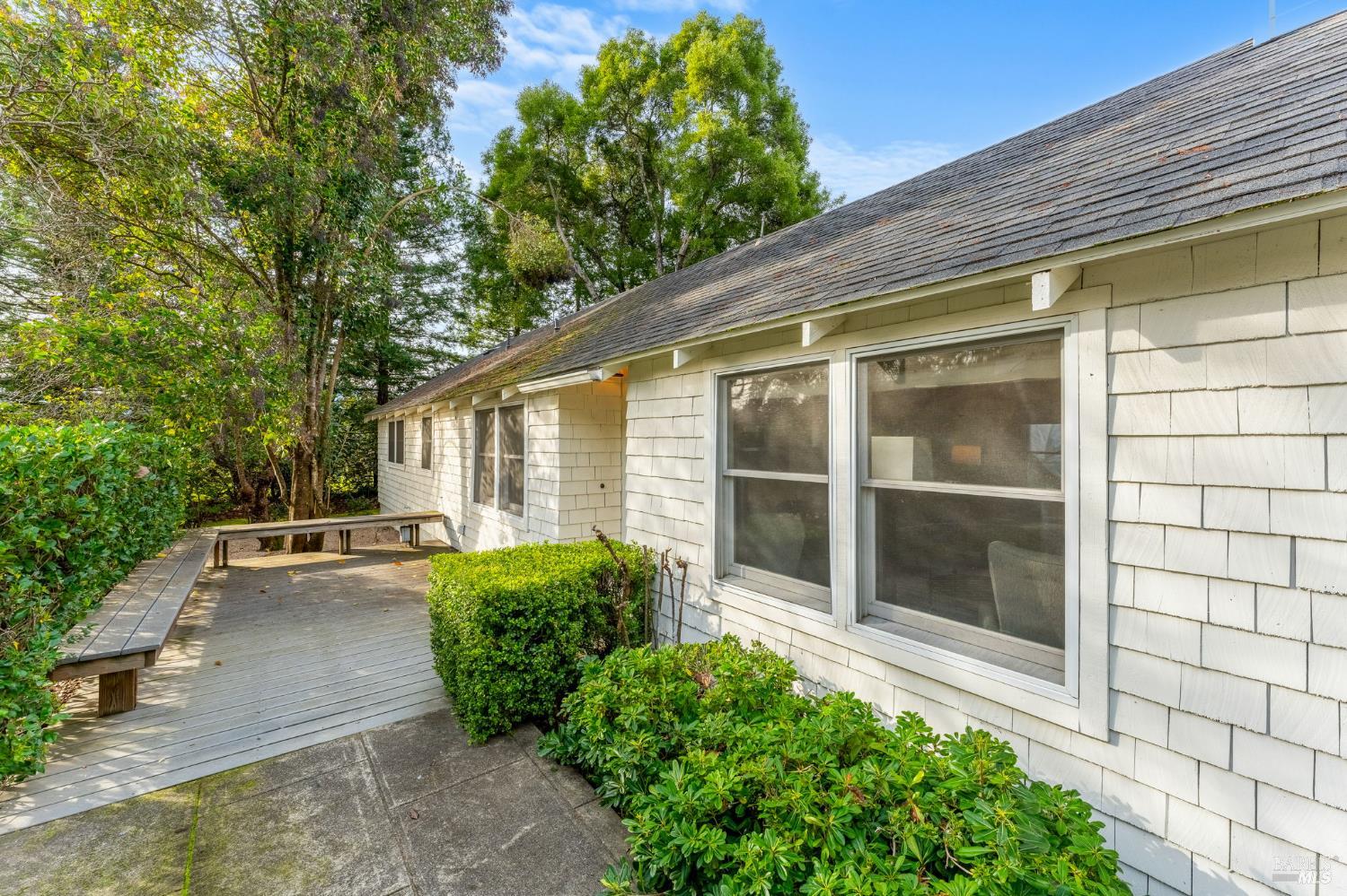 2850 Silverado Trail N St. Helena CA 94574