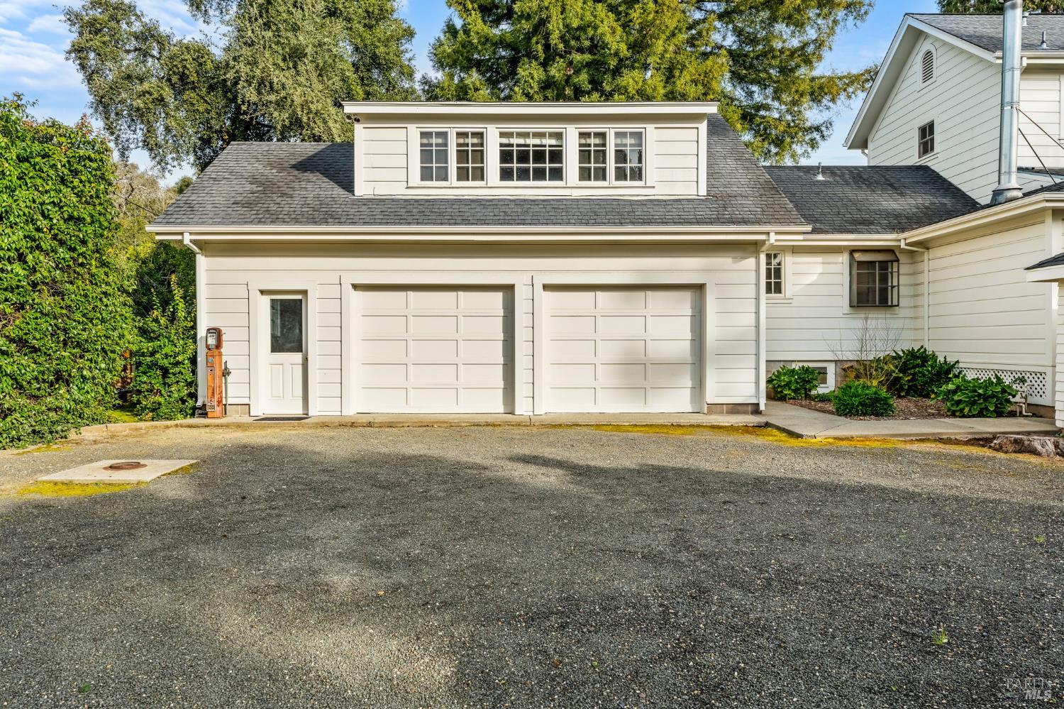 2850 Silverado Trail N St. Helena CA 94574