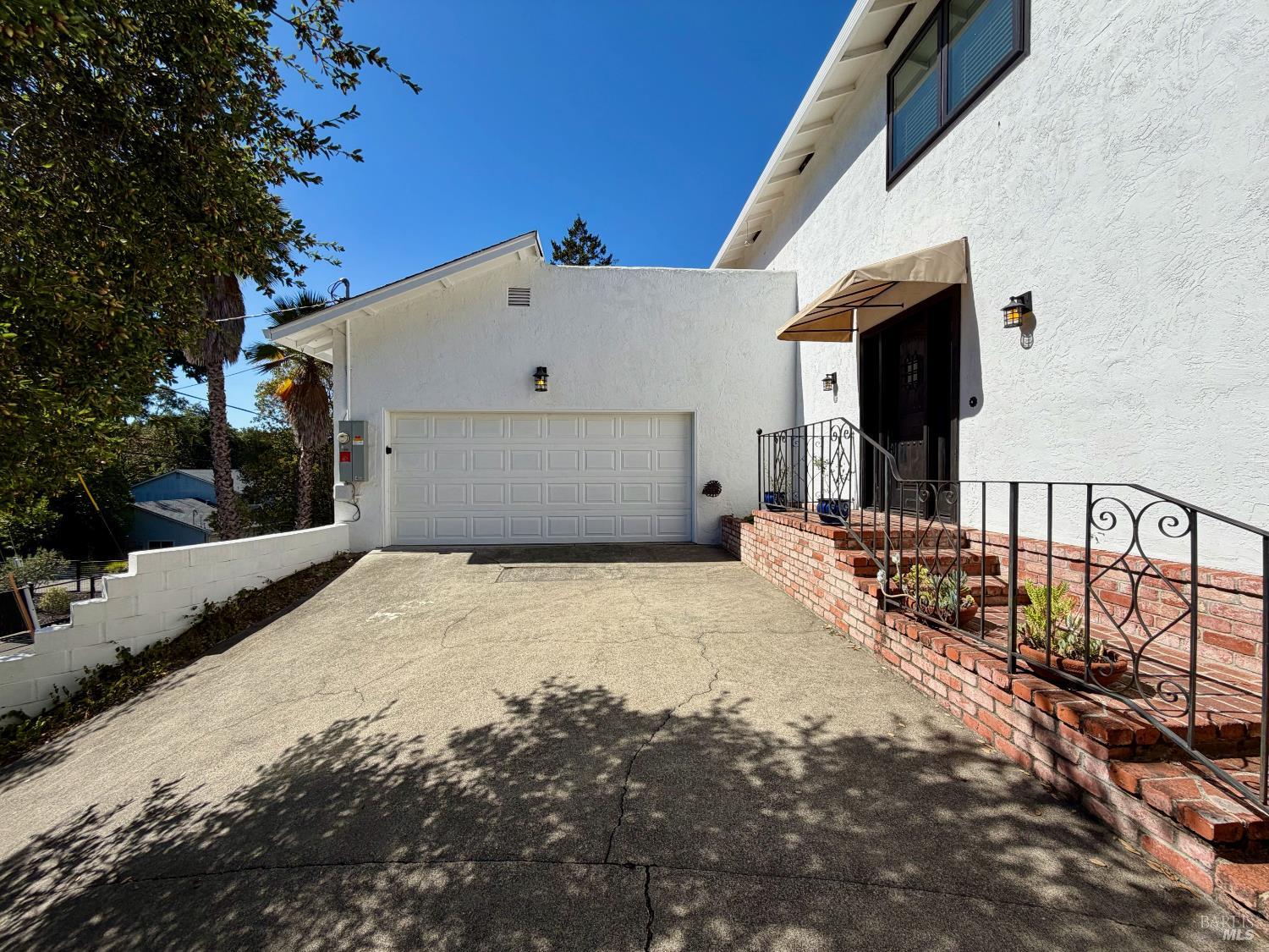 1289 Calle Del Arroyo Street Boyes Hot Springs CA 95476