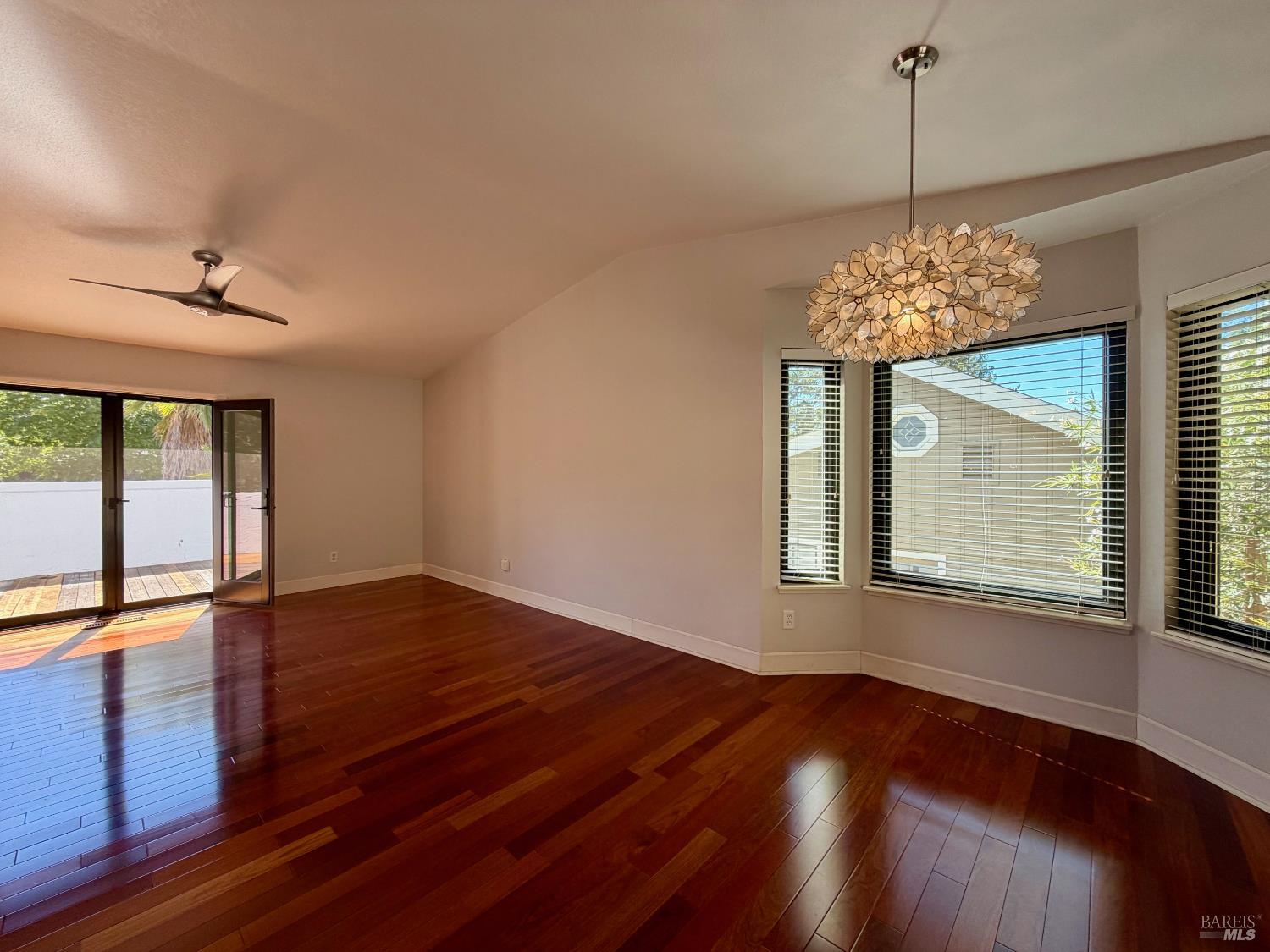 1289 Calle Del Arroyo Street Boyes Hot Springs CA 95476