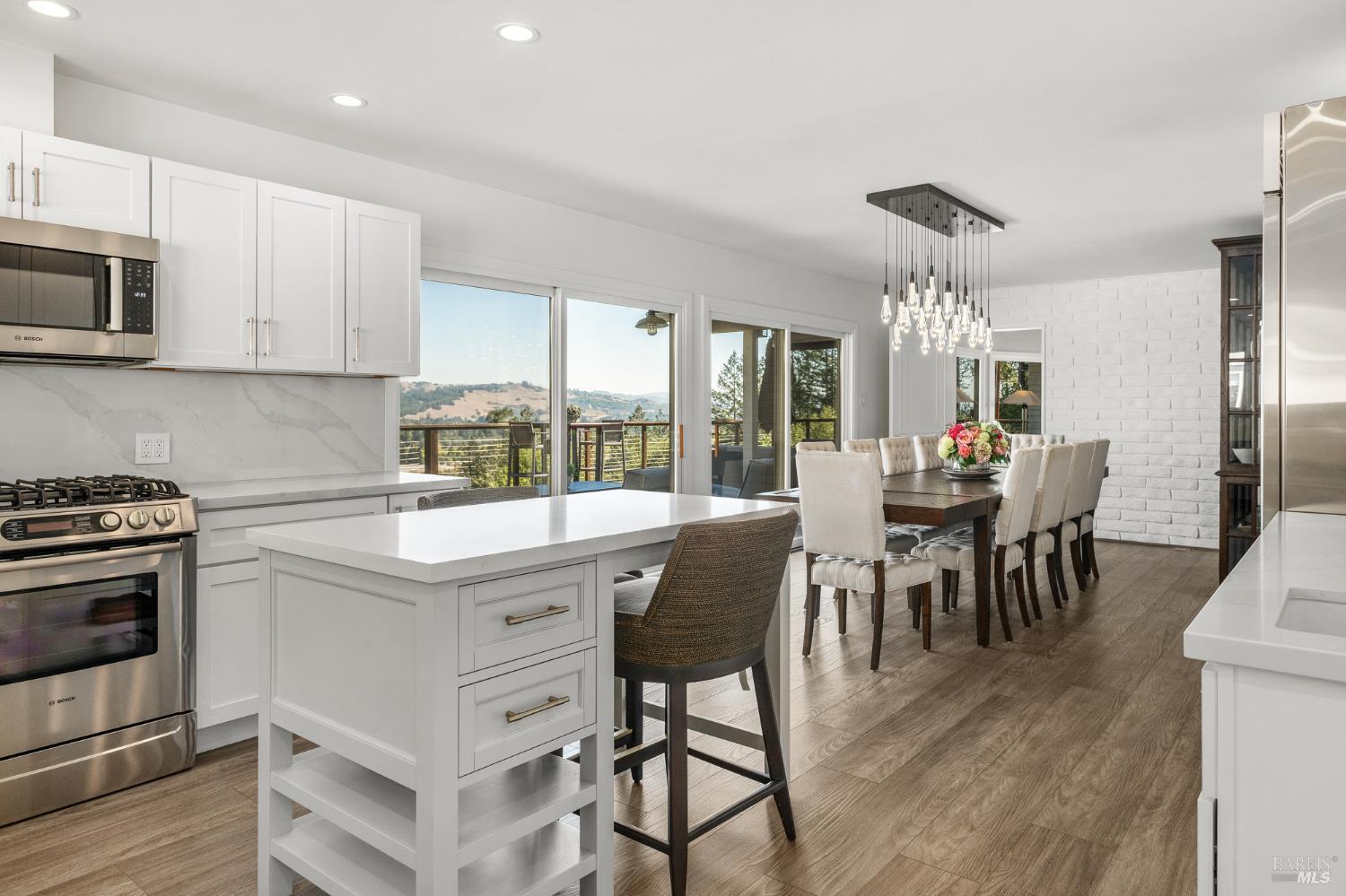1015 Westside Road Healdsburg CA 95448