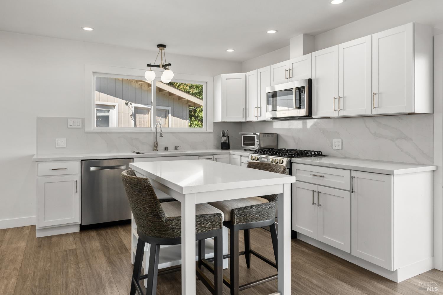 1015 Westside Road Healdsburg CA 95448