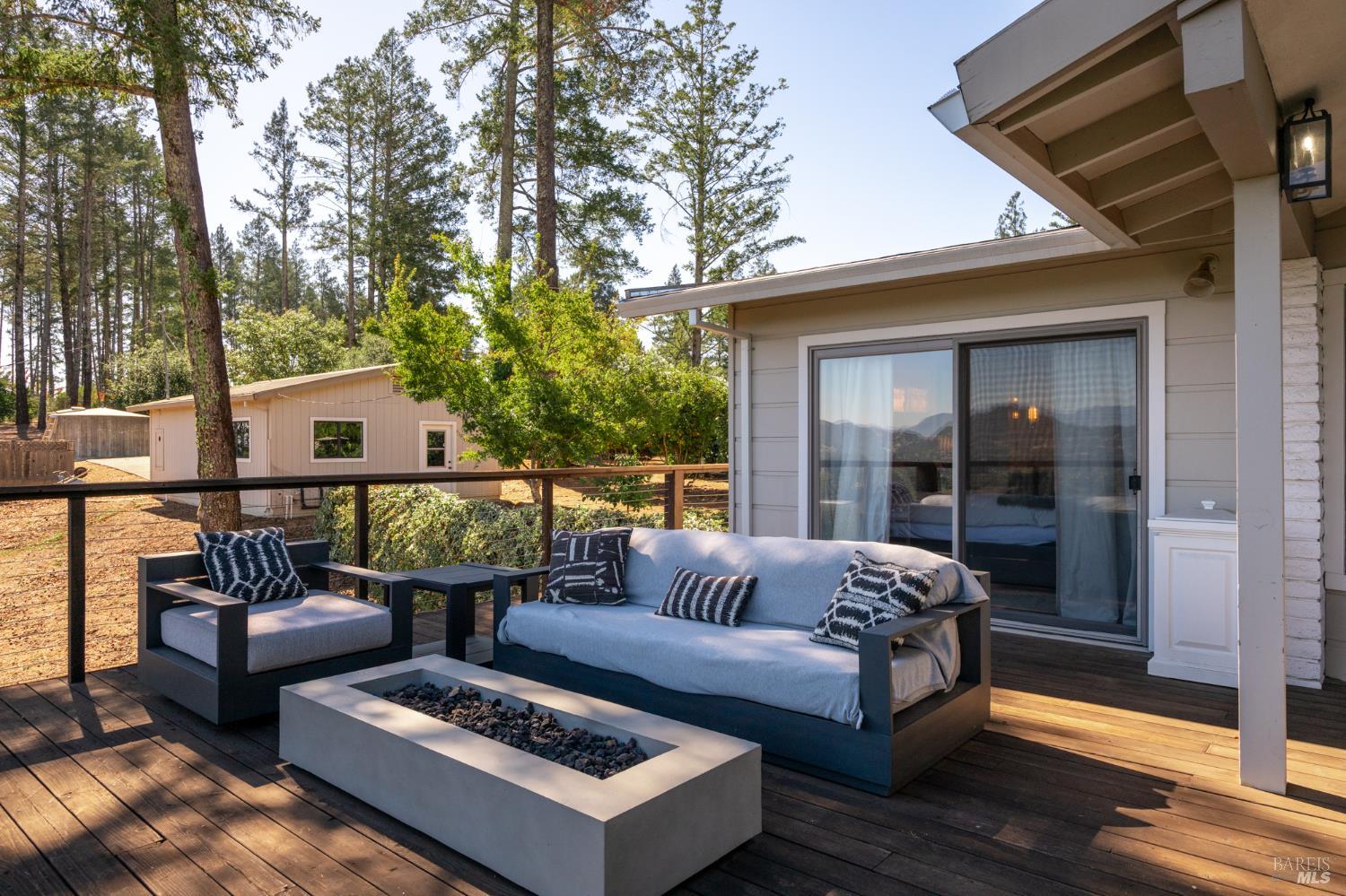 1015 Westside Road Healdsburg CA 95448