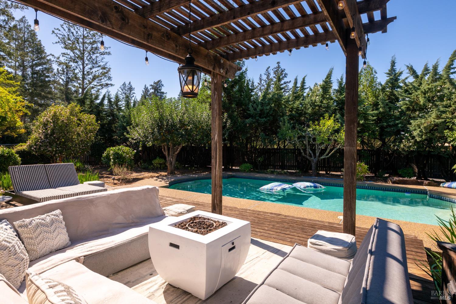 1015 Westside Road Healdsburg CA 95448