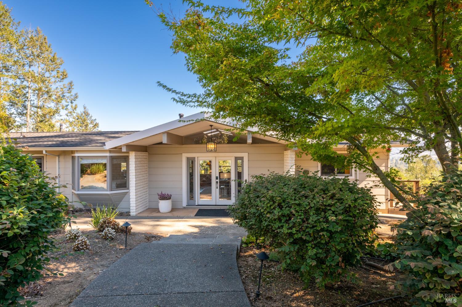 1015 Westside Road Healdsburg CA 95448