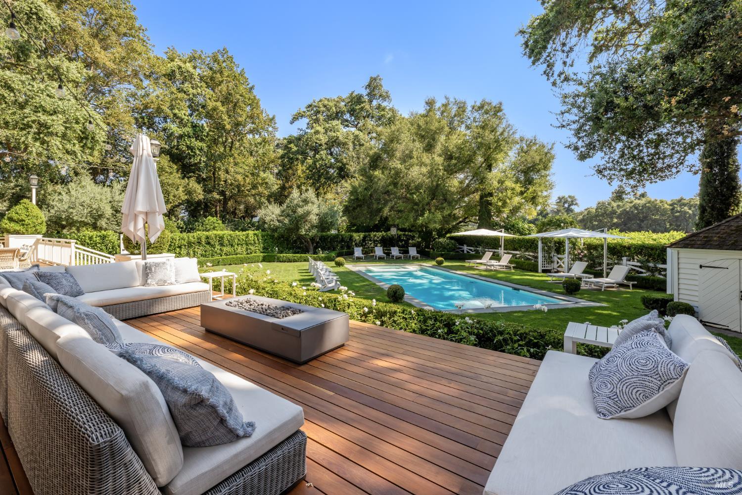 989 Rutherford Road Rutherford CA 94558