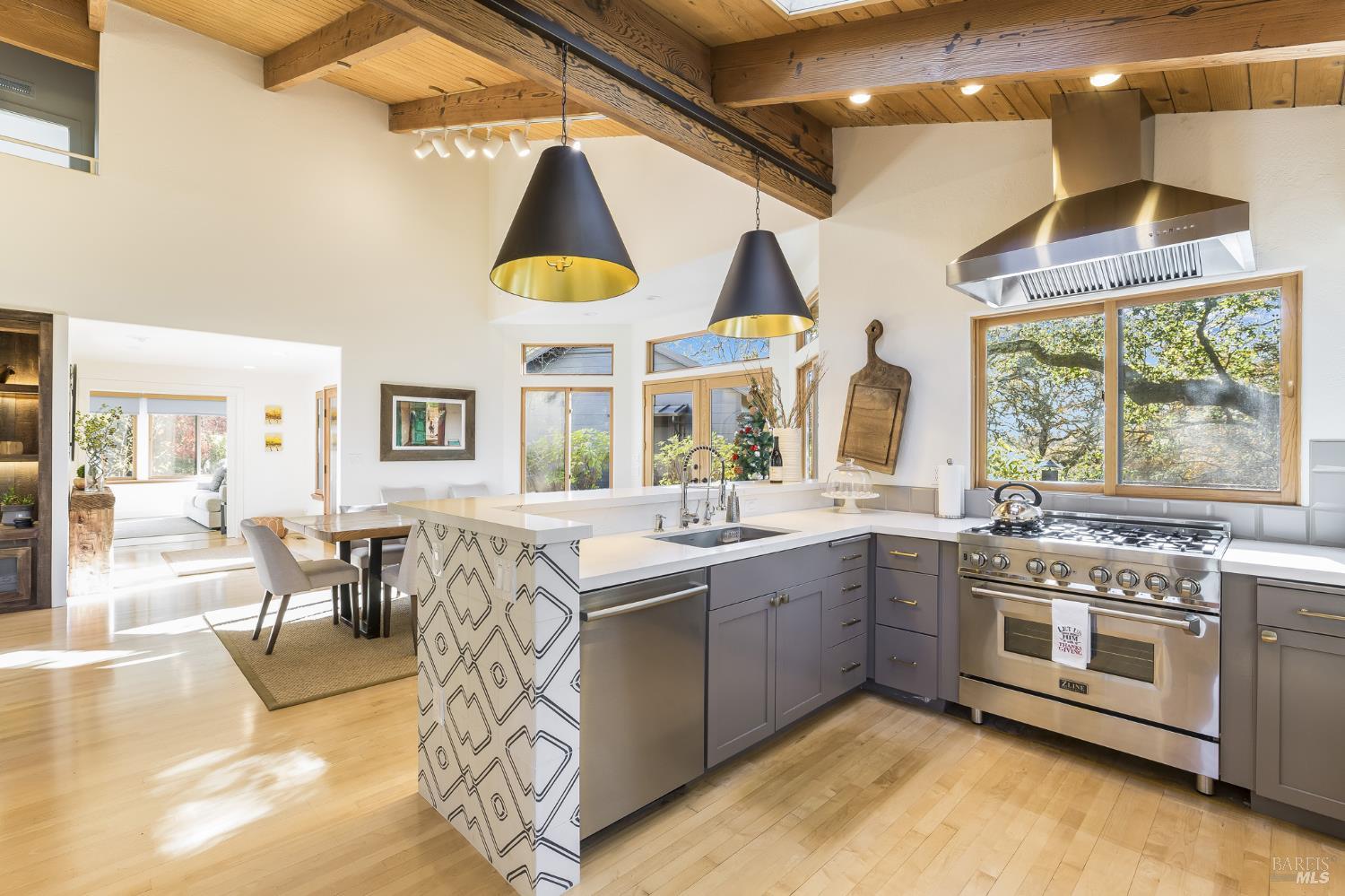 705 Chiquita Road Healdsburg CA 95448