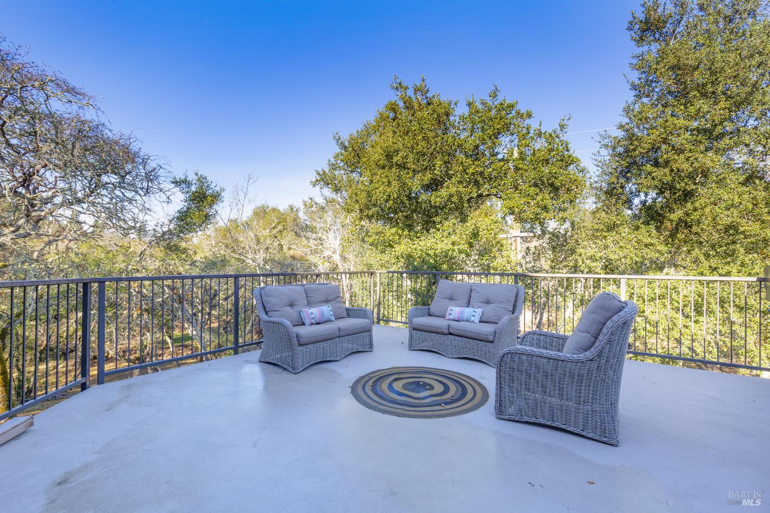 705 Chiquita Road Healdsburg CA 95448