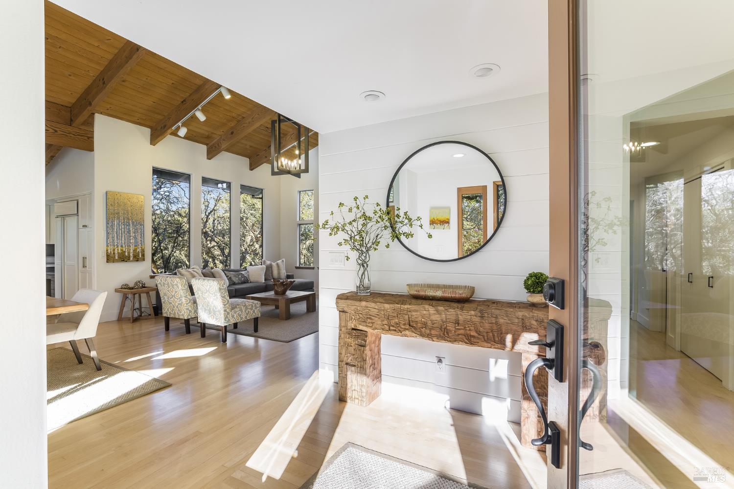 705 Chiquita Road Healdsburg CA 95448