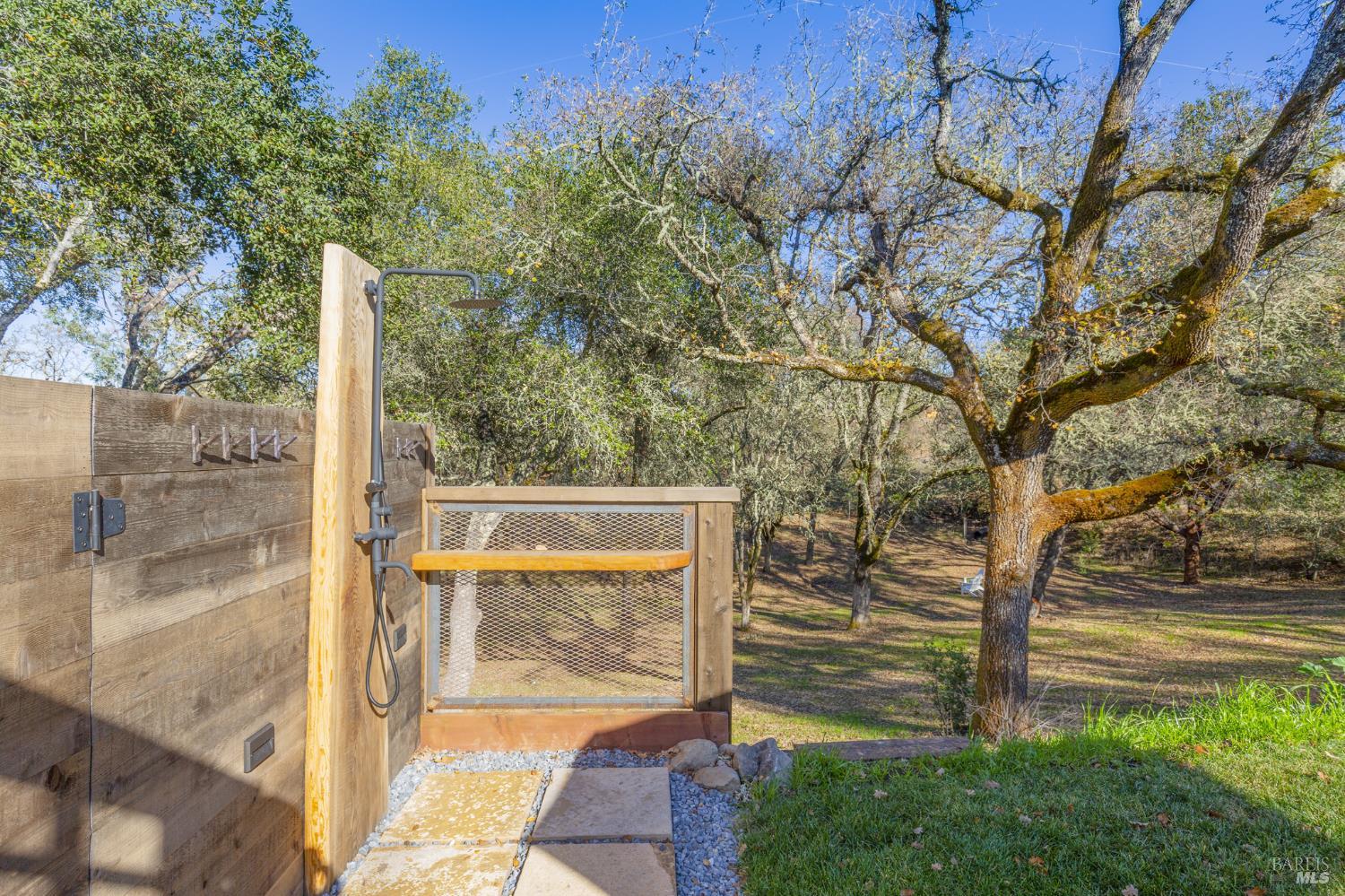 705 Chiquita Road Healdsburg CA 95448