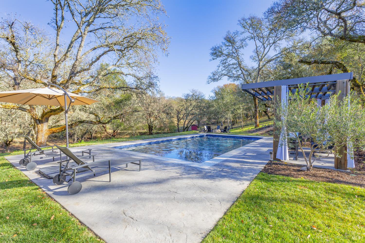 705 Chiquita Road Healdsburg CA 95448