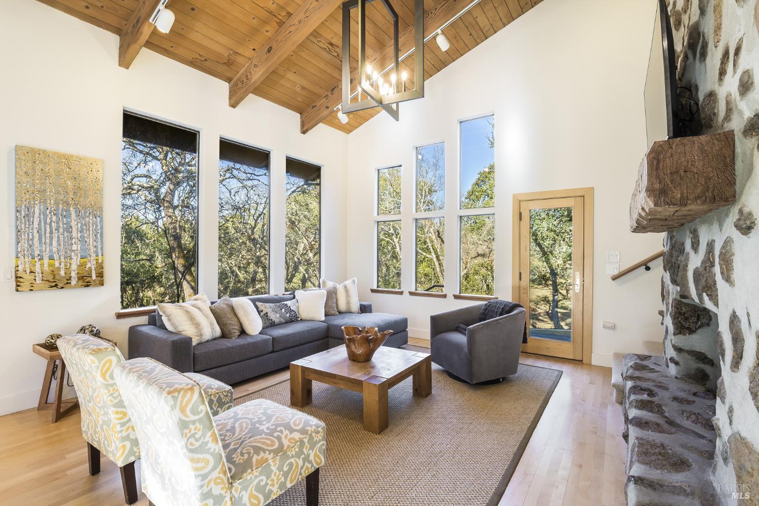 705 Chiquita Road Healdsburg CA 95448