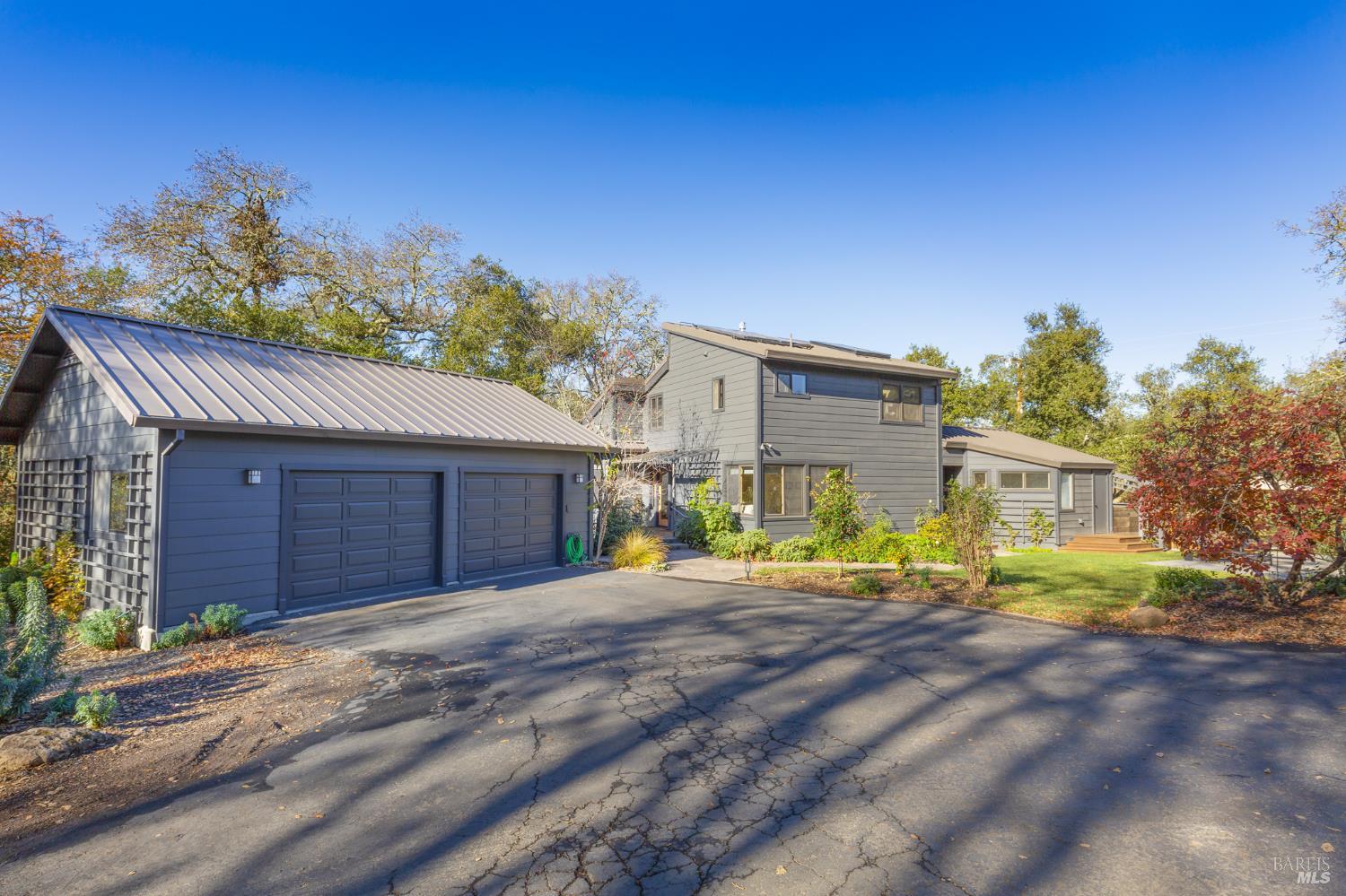 705 Chiquita Road Healdsburg CA 95448
