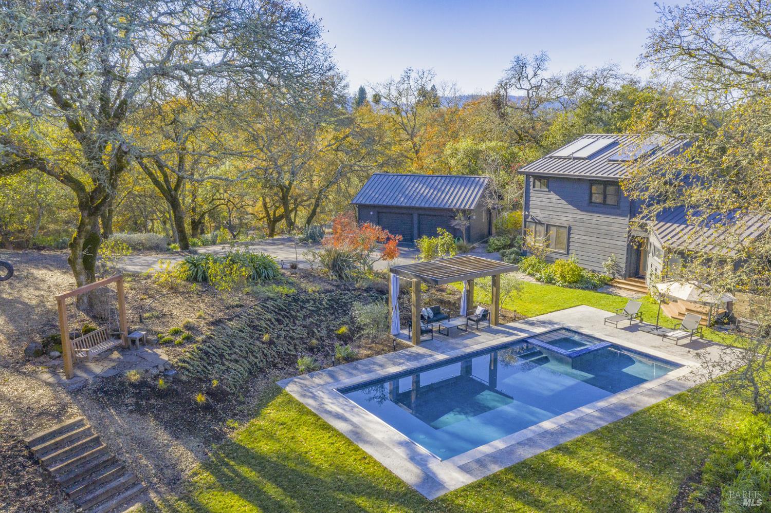 705 Chiquita Road Healdsburg CA 95448