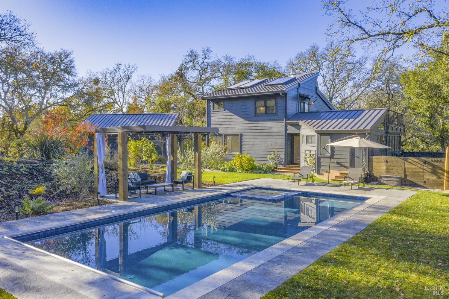 705 Chiquita Road Healdsburg CA 95448