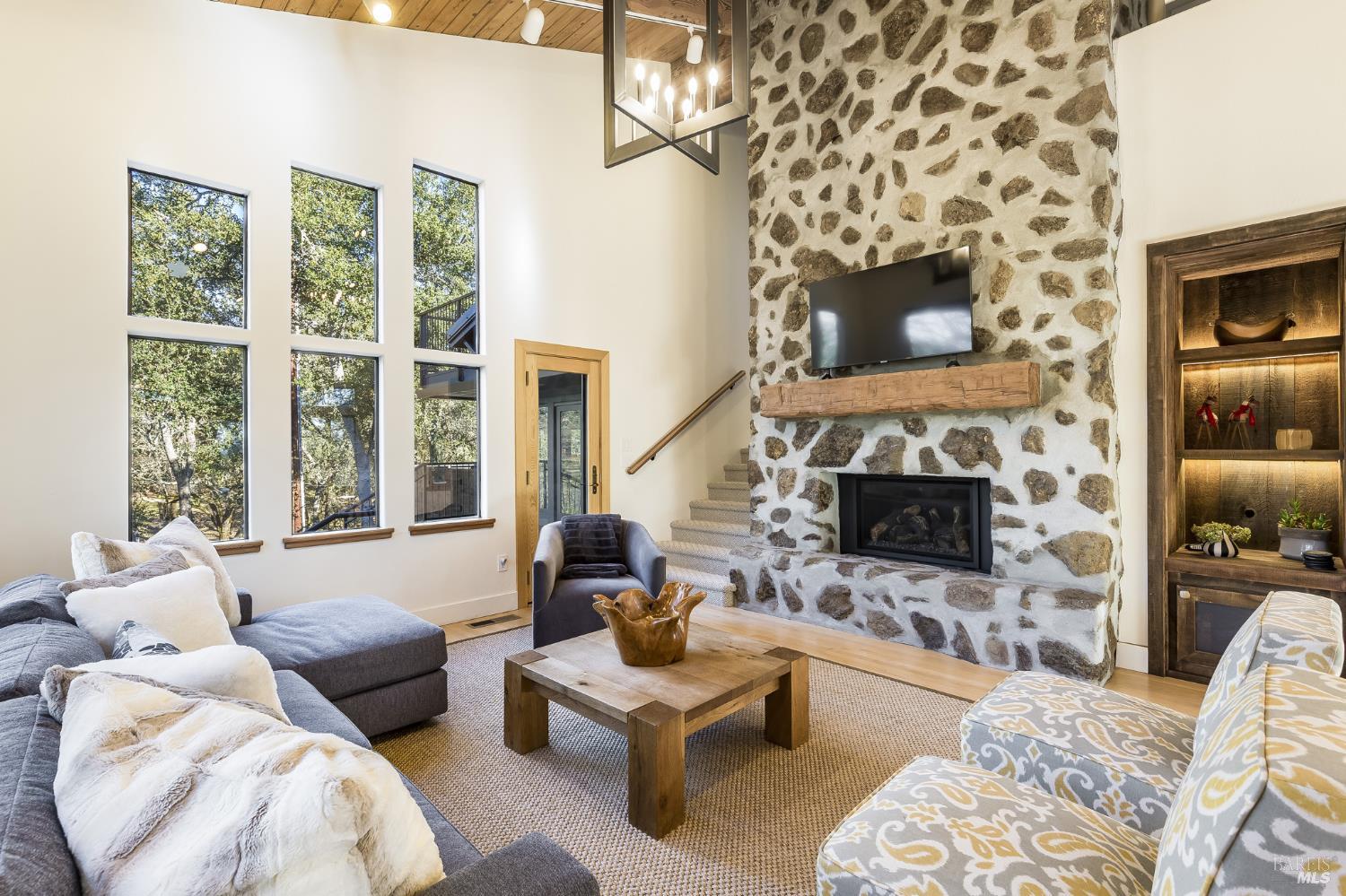 705 Chiquita Road Healdsburg CA 95448