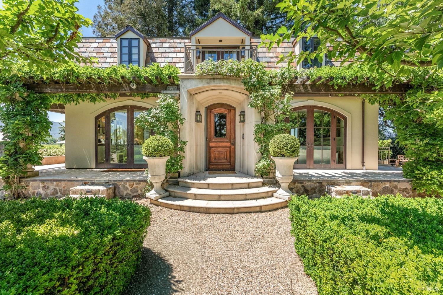 999 Mee Lane St. Helena CA 94574