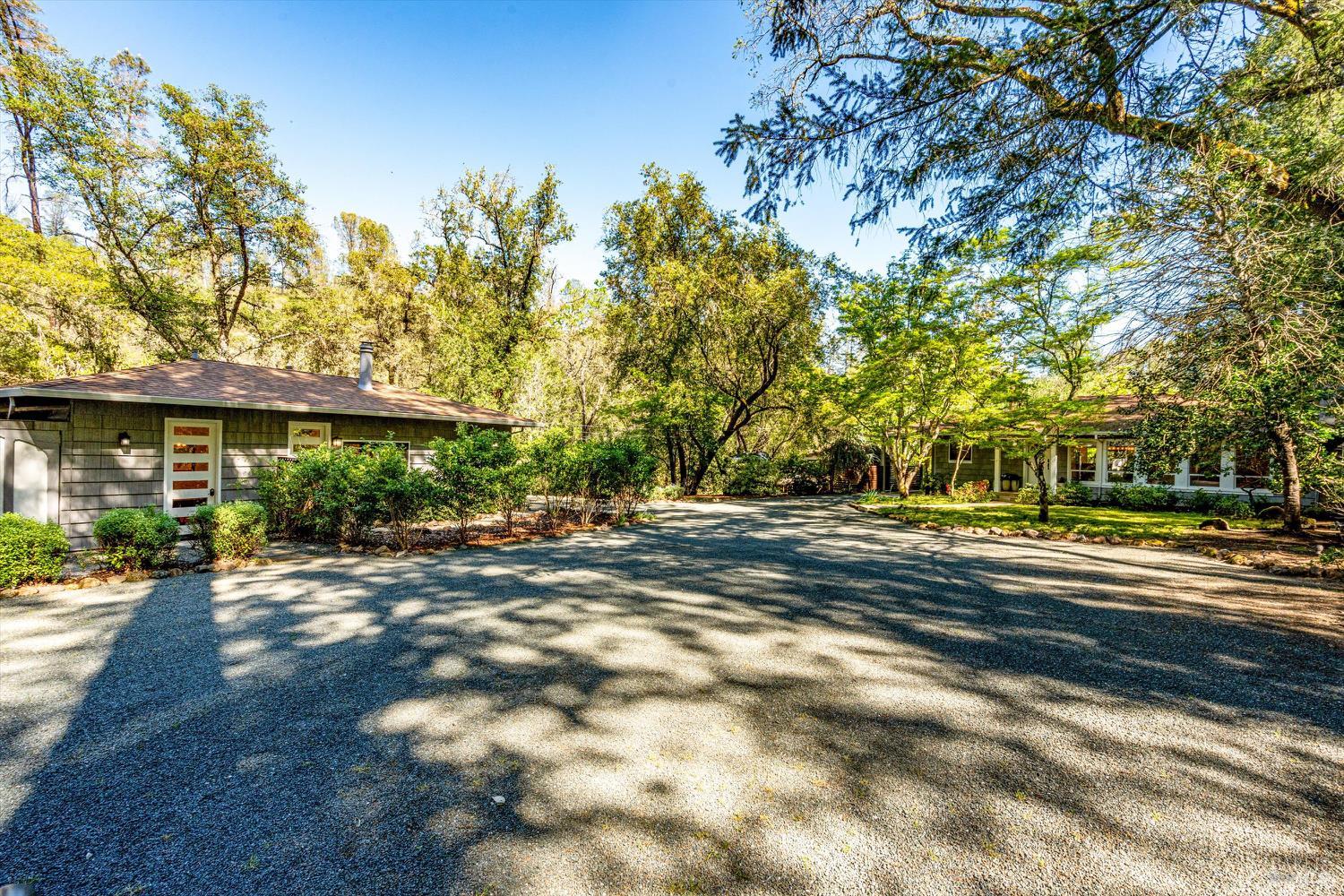 850 Conn Valley Road St. Helena CA 94574