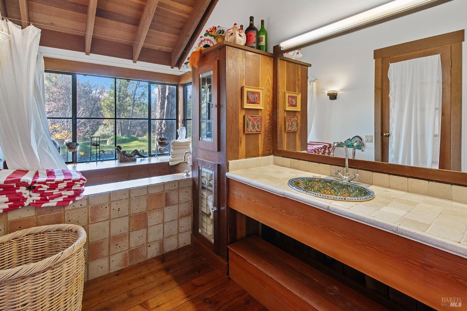4040 Spring Mountain Road St. Helena CA 94574
