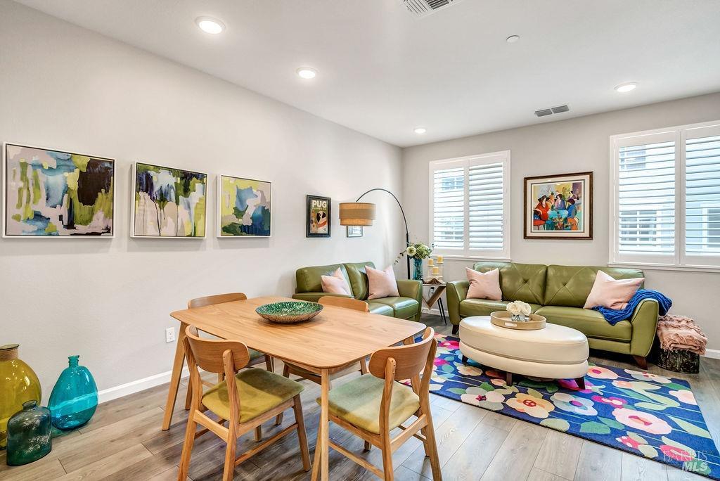 327 Pear Tree Lane Napa CA 94558
