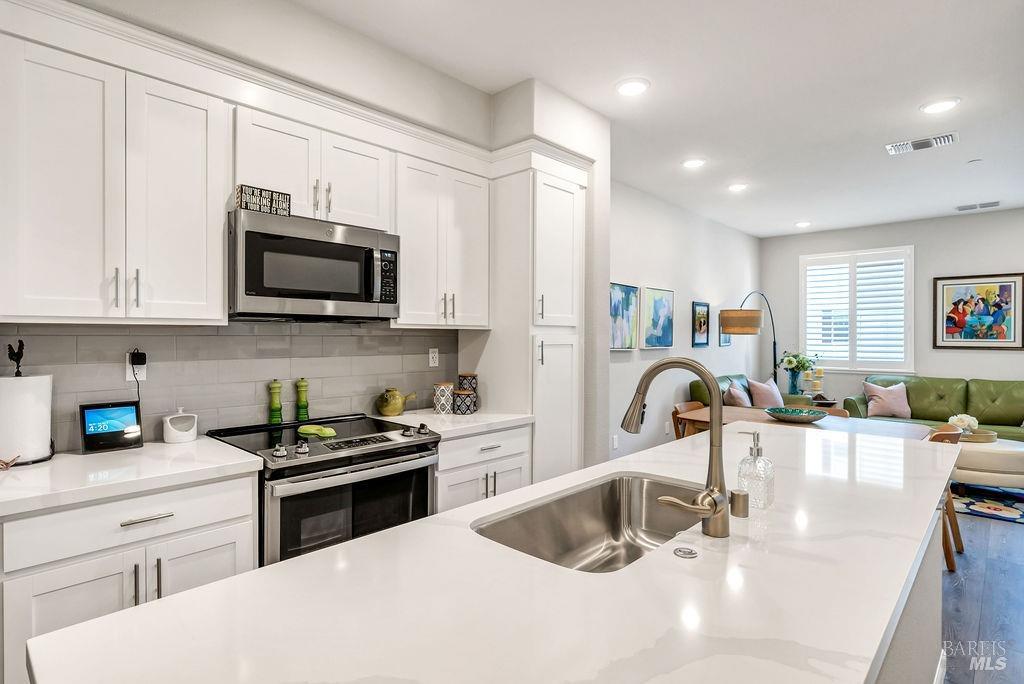 327 Pear Tree Lane Napa CA 94558