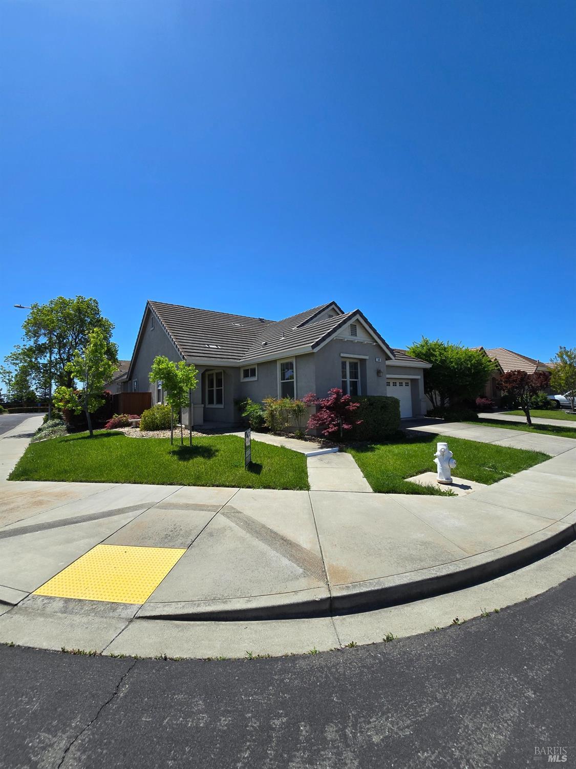 548 White Pine Street Vacaville CA 95687