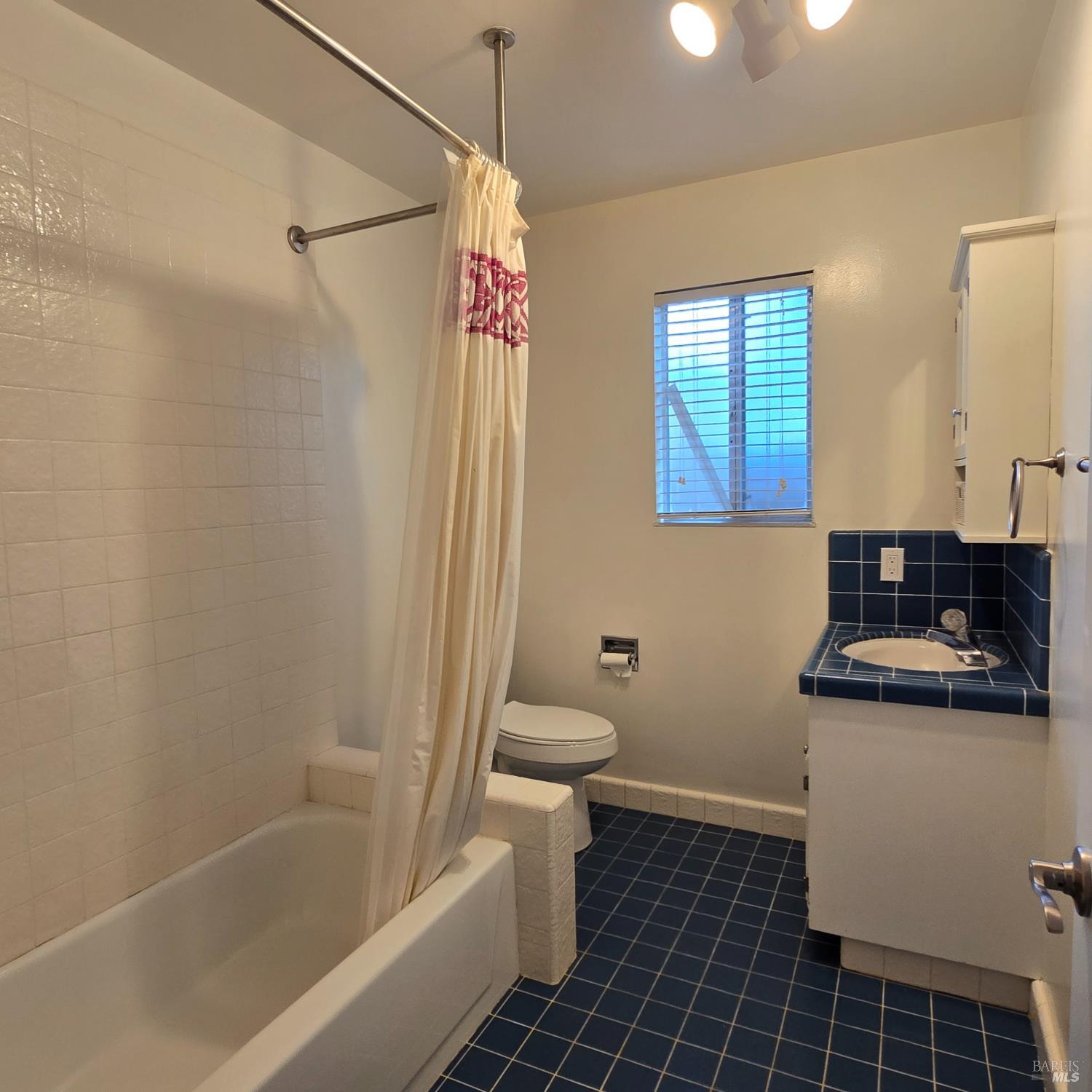 137 Anita Court Vacaville CA 95688