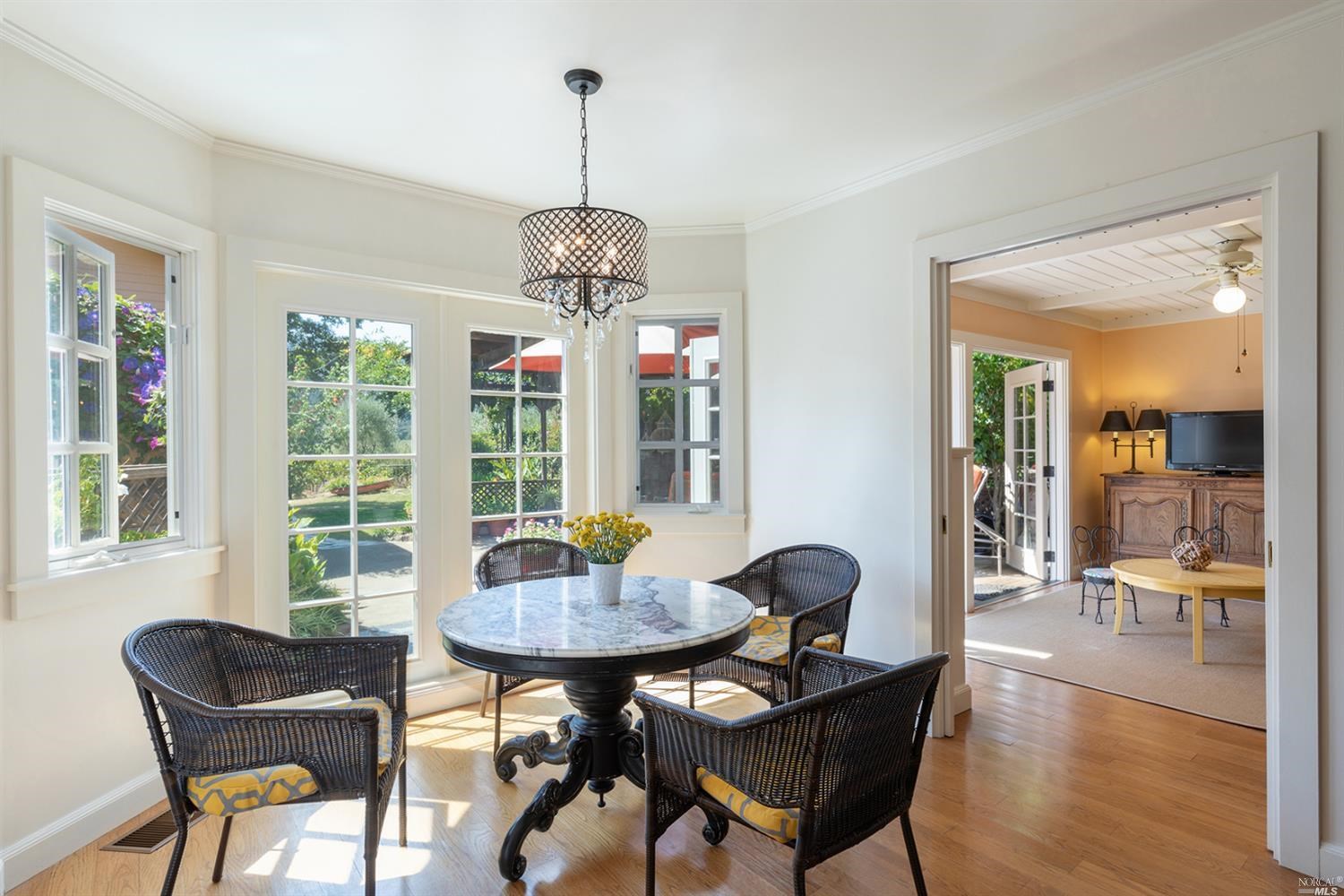 1655 Scott Street St. Helena CA 94574