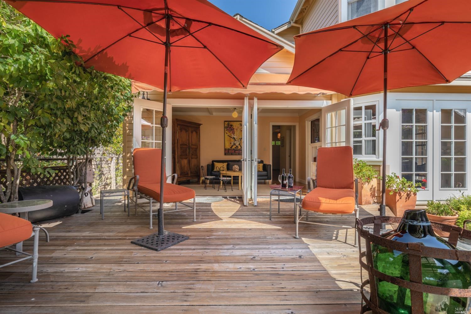 1655 Scott Street St. Helena CA 94574