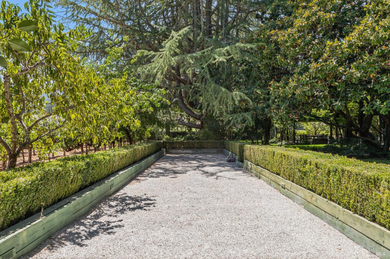 1819 Zinfandel Lane St. Helena CA 94574