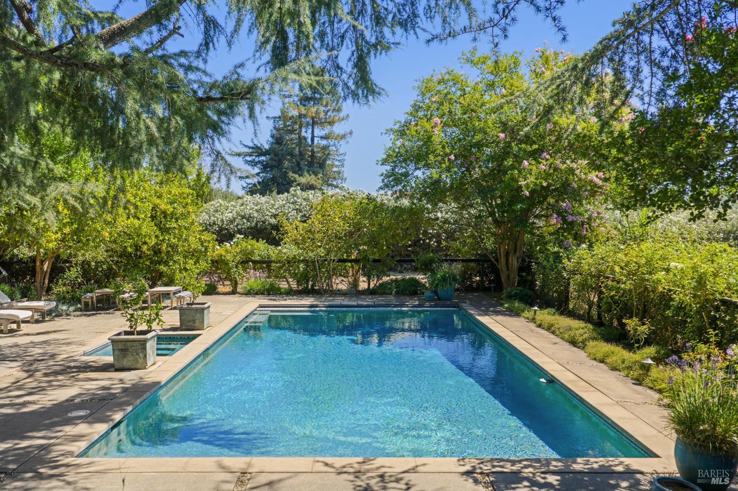1819 Zinfandel Lane St. Helena CA 94574