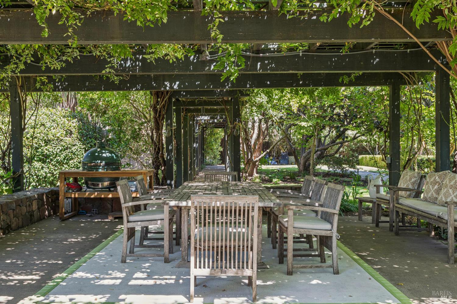 1819 Zinfandel Lane St. Helena CA 94574