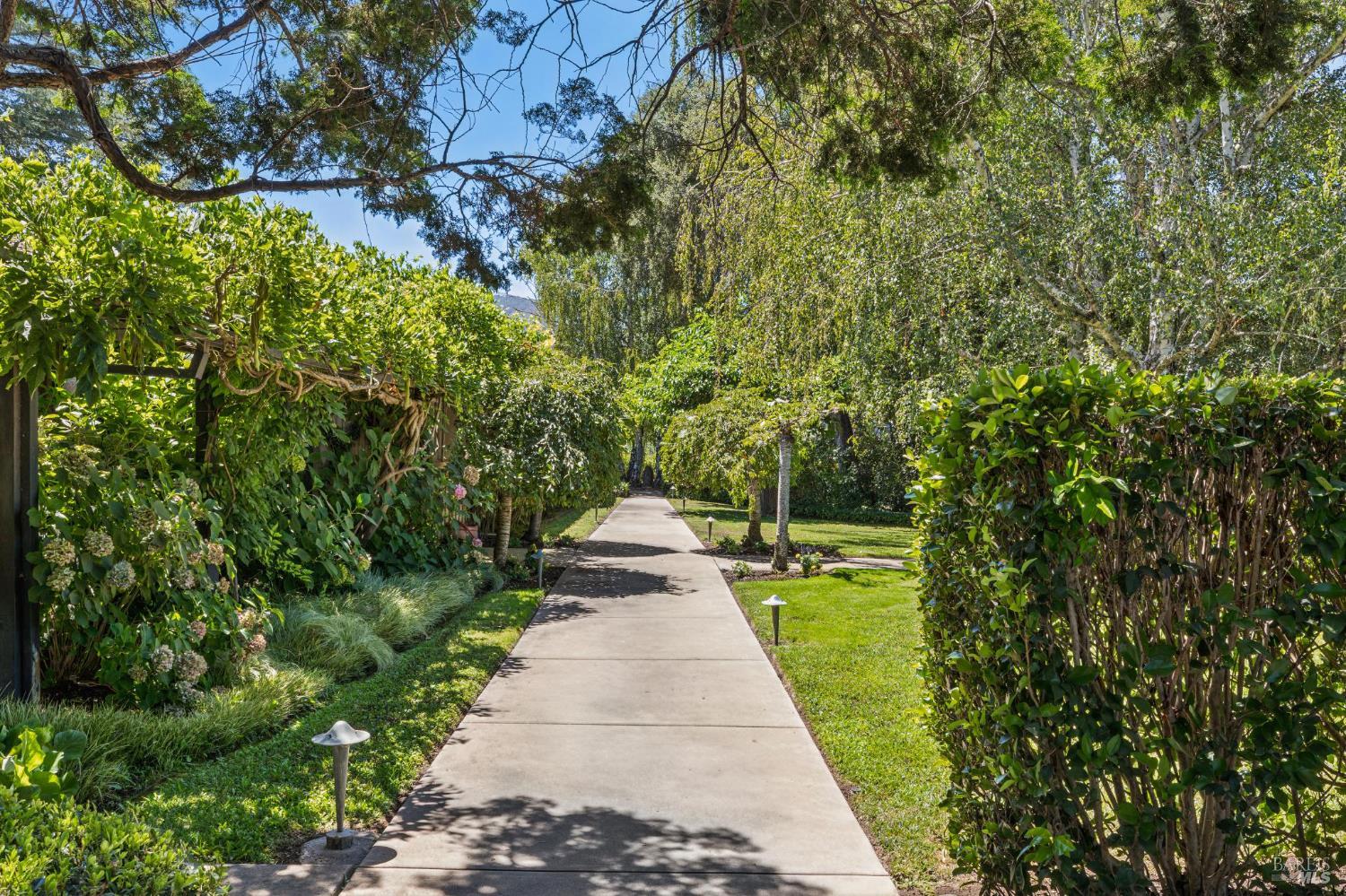 1819 Zinfandel Lane St. Helena CA 94574