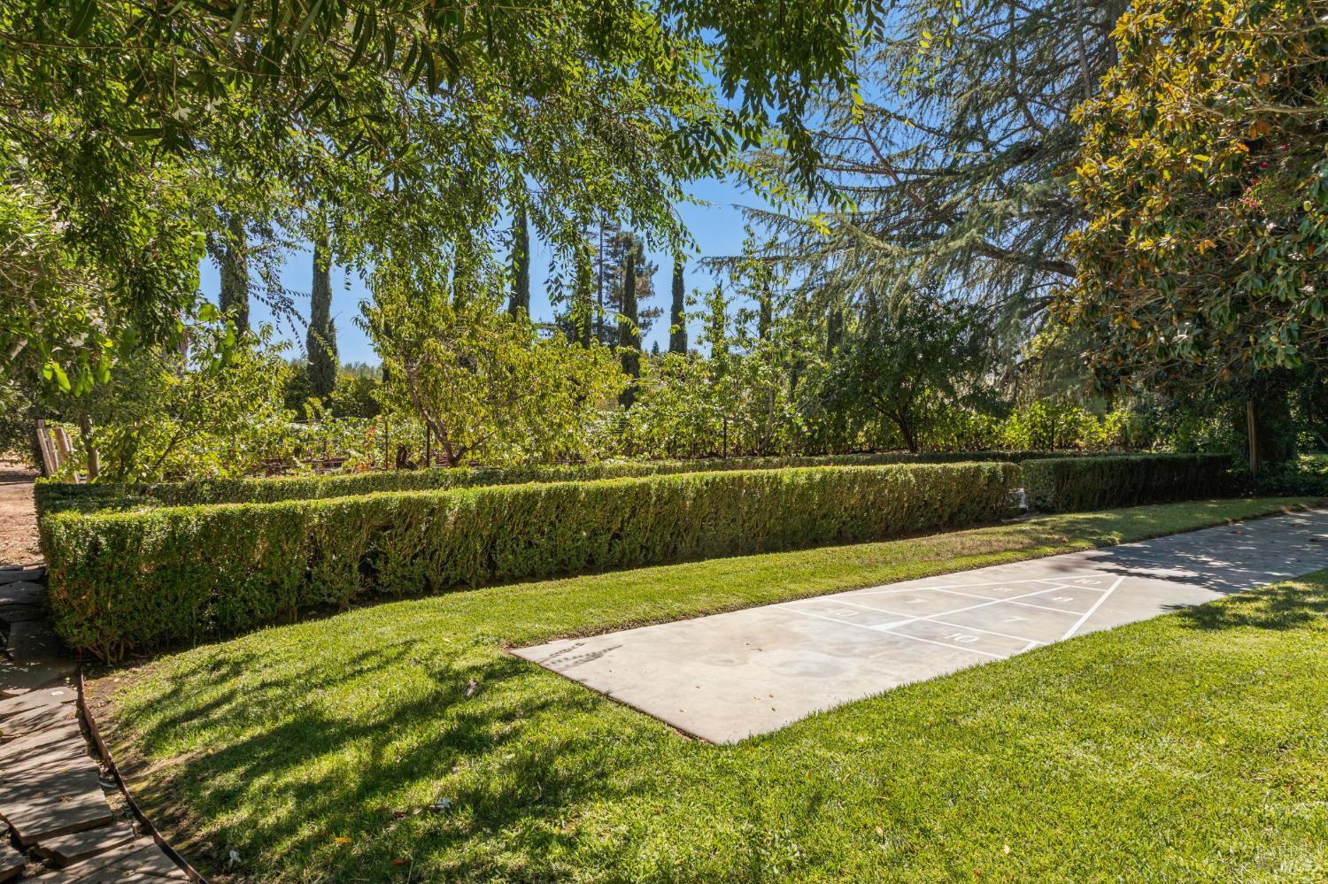 1819 Zinfandel Lane St. Helena CA 94574