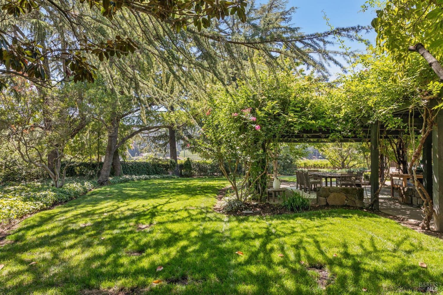1819 Zinfandel Lane St. Helena CA 94574