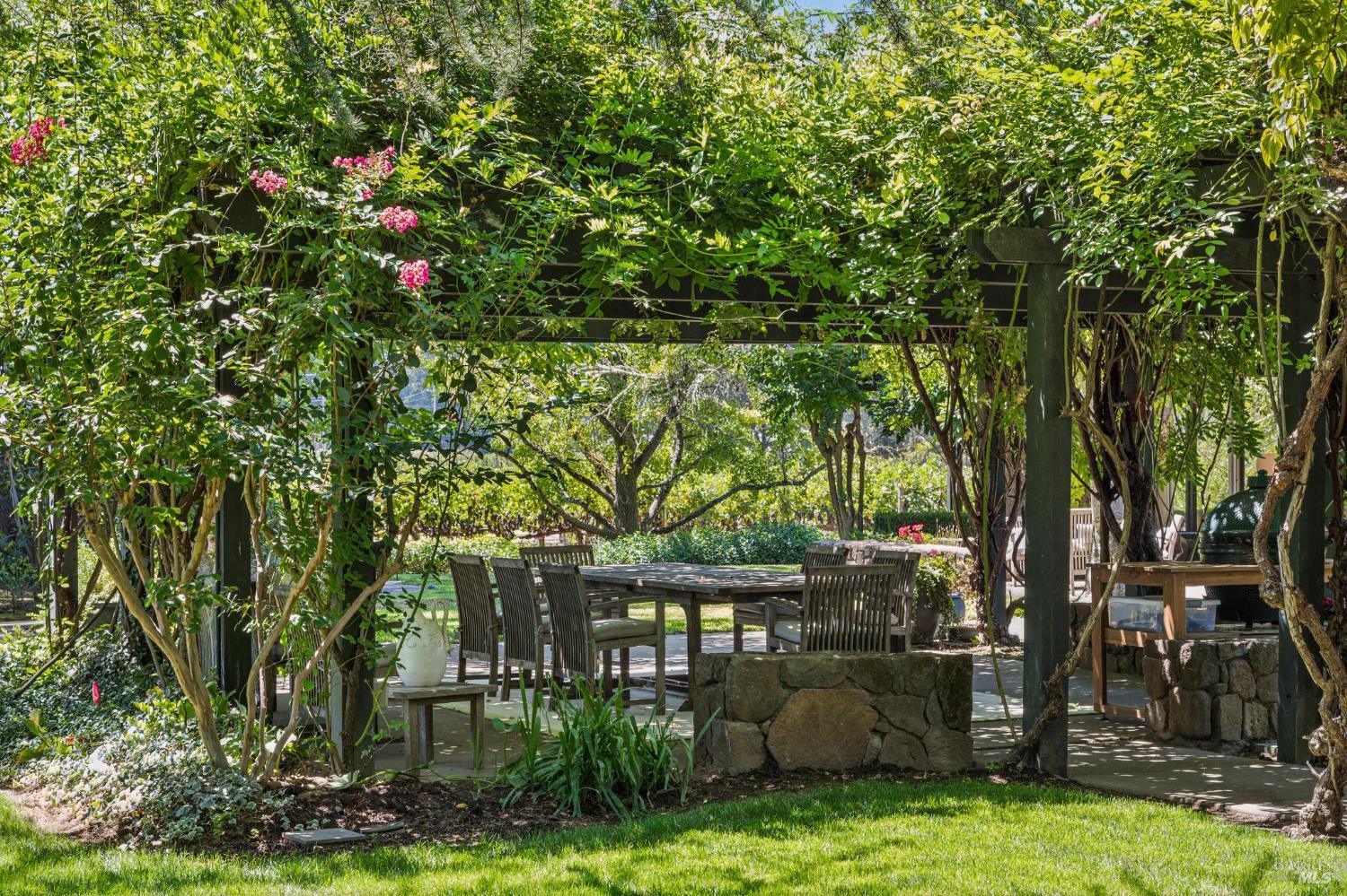 1819 Zinfandel Lane St. Helena CA 94574