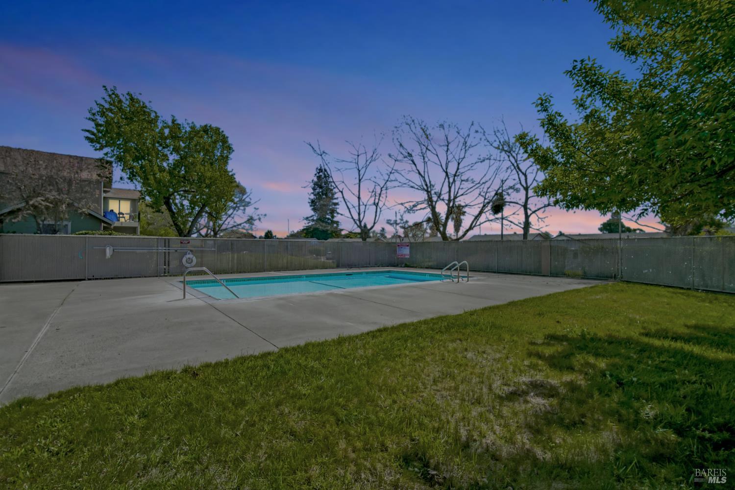 678 Santa Alicia Drive Rohnert Park CA 94928