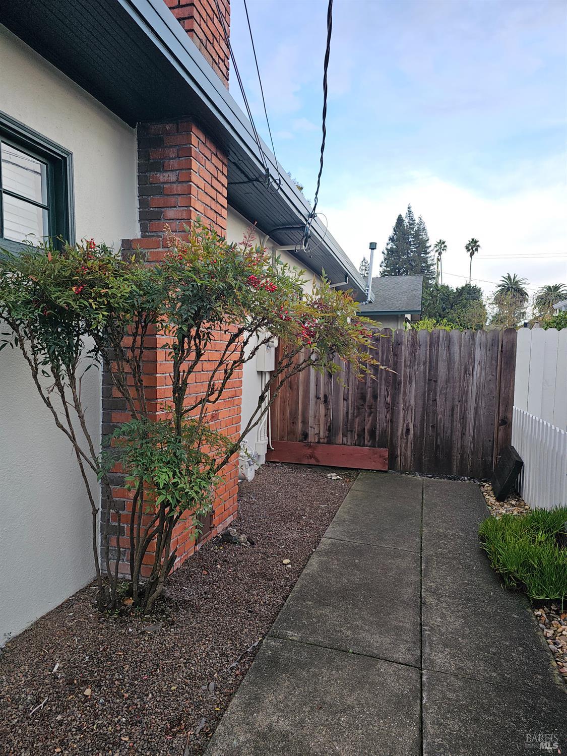 412 Lincoln Street Santa Rosa CA 95401