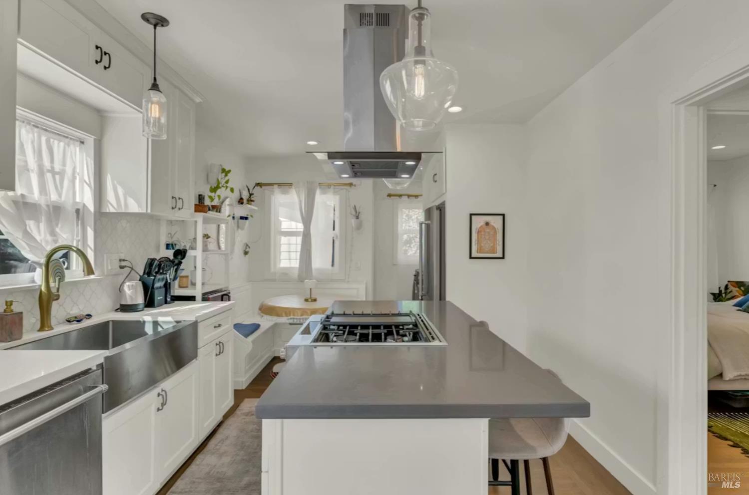 2542 Wilbur Street Oakland CA 94602